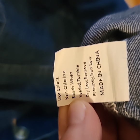 NWT Jofemuho Womens Classic Long Jean Jacket Plus Size Long Sleeve Button down - Picture 7 of 7